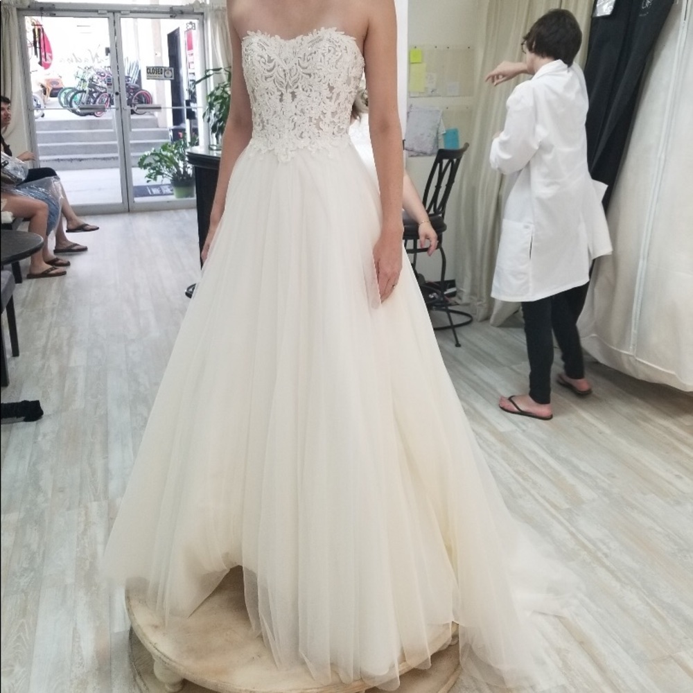 Rebecca Ingram Lavonne Ivory Size 2